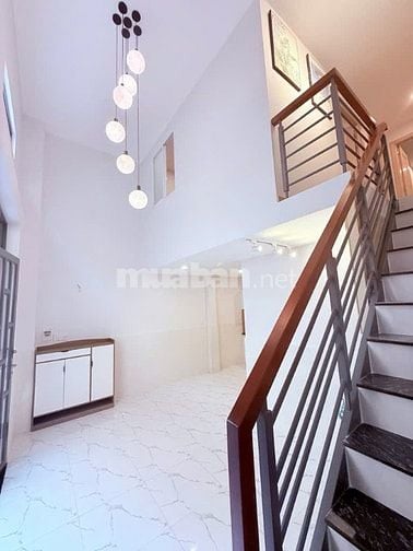 Nhà Đẹp Huỳnh Tấn Phát Ngang 5m – 2 lầu – 3 phòng – sổ hồng riêng Dưới