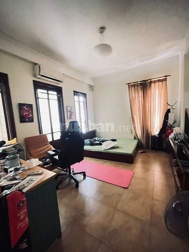 Mời thuê nhà ngõ 61 Lạc Trung Dt 80m mt 6m x4tầng oto .