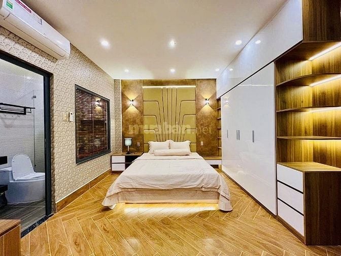 NGUYỄN OANH GÒ VẤP - HẺM THÔNG 10m - 4.5 x 18 - 5 TẦNG - 9.5 TỶ