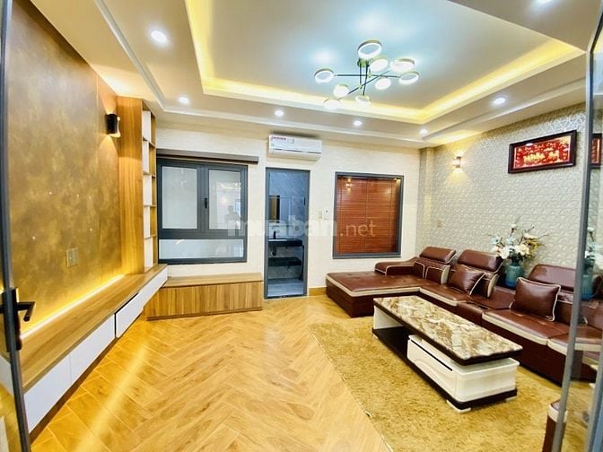 NGUYỄN OANH GÒ VẤP - HẺM THÔNG 10m - 4.5 x 18 - 5 TẦNG - 9.5 TỶ
