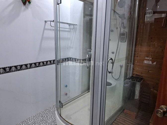 Cho thuê nhà đẹp mặt tiền Tên Lửa 25 triệu