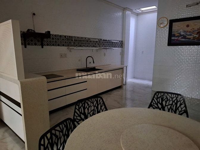 Cho thuê nhà đẹp mặt tiền Tên Lửa 25 triệu