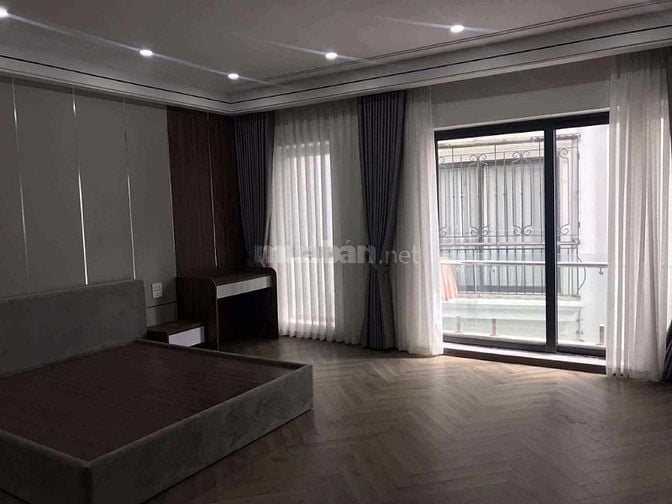 BÁN NHÀ PHỐ ÁI MỘ - LÔ GÓC 4.7M - THANG MÁY, GARA Ô TÔ - 16 TỶ