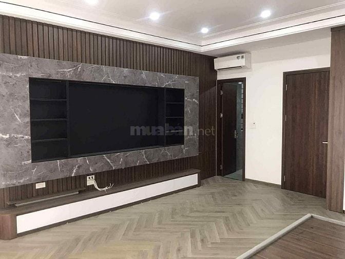 BÁN NHÀ PHỐ ÁI MỘ - LÔ GÓC 4.7M - THANG MÁY, GARA Ô TÔ - 16 TỶ