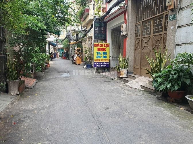 Bán gấp MT 8m Cao Thắng Q10, 8x20, Hầm 8 tầng, HĐT 160tr, 75 tỷ TL