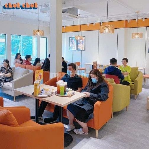 Cho thuê nhà DT 8x16m, 1 trệt, 4 lầu, mặt tiền Phan Xích Long