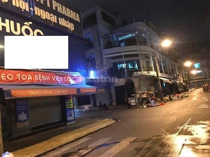 Cho thuê nhà mặt tiền Trang Tử, P.14, Q.5 giá 40tr