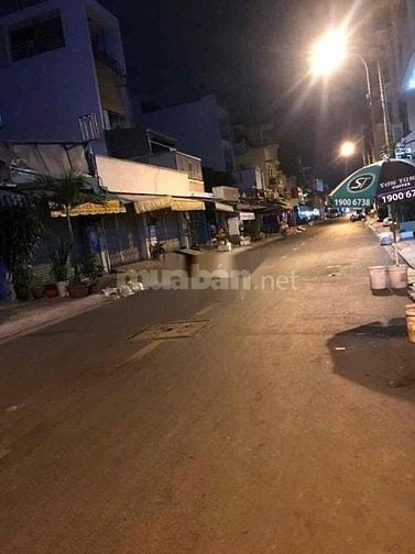Cho thuê nhà mặt tiền Trang Tử, P.14, Q.5 giá 40tr