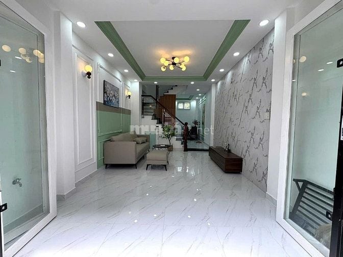 3 tầng đúc BTCT- Âu Dương Lân P.3, Q.8 gần trường Khánh Bình SHR 