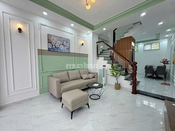 3 tầng đúc BTCT- Âu Dương Lân P.3, Q.8 gần trường Khánh Bình SHR 
