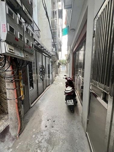 Bán CCMN Dòng Tiền KHÚC THỪA DỤ - Thang Máy - 8p Khép Kín, 2 Mặt Thoán