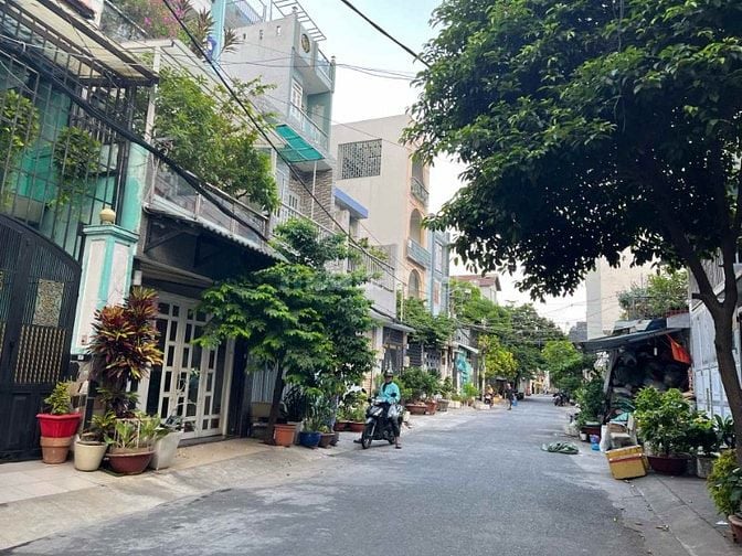 Bán Nhà Mặt Tiền Đường Đô Đốc Thủ, Tân Quý, Tân Phú .DT ( 4x27m ) 1 Lầ