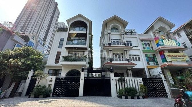 Bán biệt thự HIMLAM f Tân Hưng 20 x 20 1 hầm 4 lầu ,78 tỷ