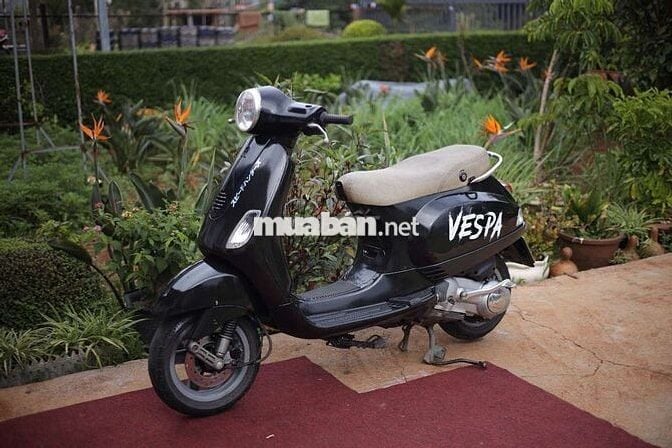 Vespa nhập xăng cơ bán rẻ cho ai có đam mê dọn lại