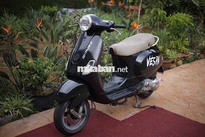 Vespa nhập xăng cơ bán rẻ cho ai có đam mê dọn lại