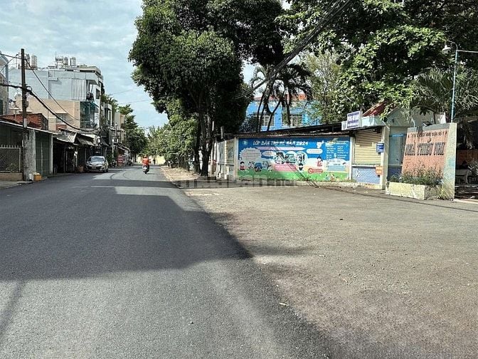 Bán đất tặng nhà hẻm 440 Thống Nhất 155m2 rộng 5.2m gần trường 12.5 tỷ