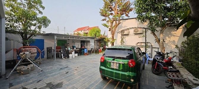 Chủ kẹt tiền cần bán nhà vườn đẹp như resort chỉ cách Tp.HCM 9km
