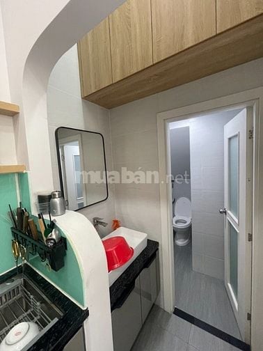 NHÀ GÓC HXH Q.7 – 4 TẦNG – THANG MÁY– NỘI THẤT XỊN – GIÁ CHỈ 9.99 TỶ