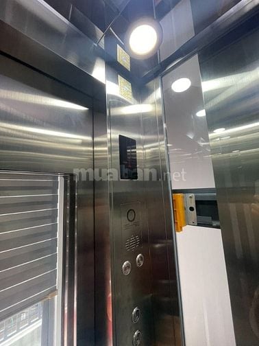 NHÀ GÓC HXH Q.7 – 4 TẦNG – THANG MÁY– NỘI THẤT XỊN – GIÁ CHỈ 9.99 TỶ