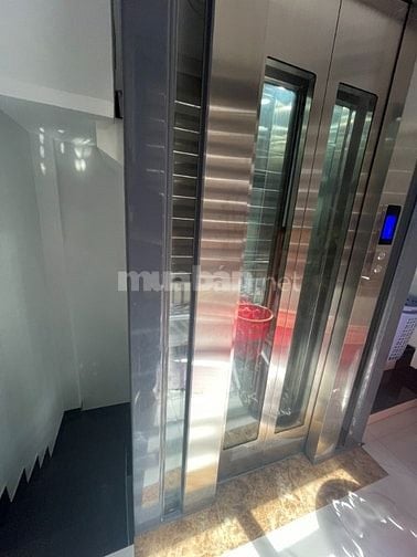 NHÀ GÓC HXH Q.7 – 4 TẦNG – THANG MÁY– NỘI THẤT XỊN – GIÁ CHỈ 9.99 TỶ
