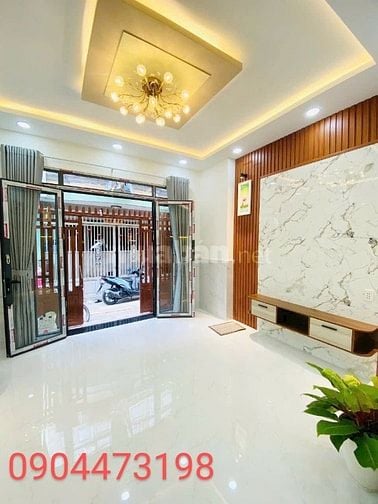 Nhà mới, nội thất cao cấp,sang tên trong ngày, thương lượng nhẹ
