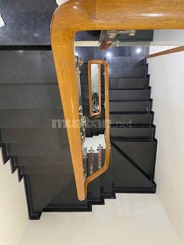 Gần Cầu Rạch Đĩa, DT 6x27m, Đường 12m