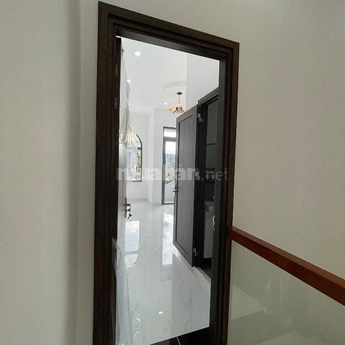 Mua bán nhà giá mềm nhất khu vực