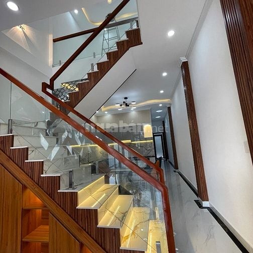 Mua bán nhà giá mềm nhất khu vực