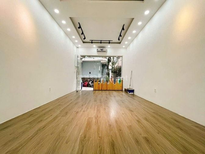 Cho thuê nhà hẻm xe hơi 386A Lê Văn Sỹ, Phường 13, Quận 3