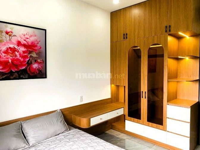 Bán nhà mới 4 tầng đường 24 Linh Đông, full nội thất cao cấp