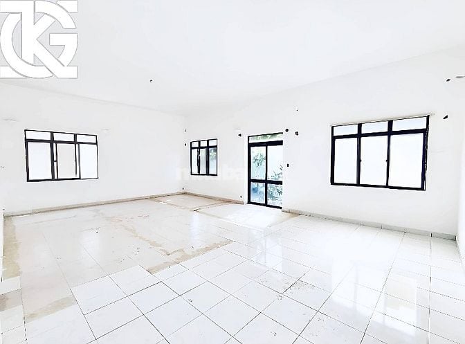 ❇️❇️❇️ Cho Thuê Biệt Thự GÓC 2MT: 01 Trần Văn Sắc - Quận 2 - 20x26m