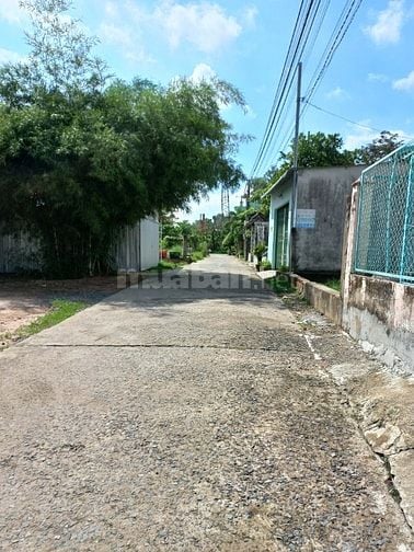Chỉ 1,5 tỷ có 500m2 đất vườn khu dân cư an toàn xã phú đông sổ riêng