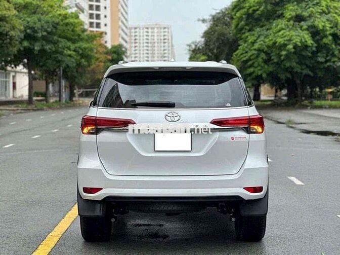 Toyota Fortuner máy xăng 2.7 AT 4x2 2024 - 6000 km