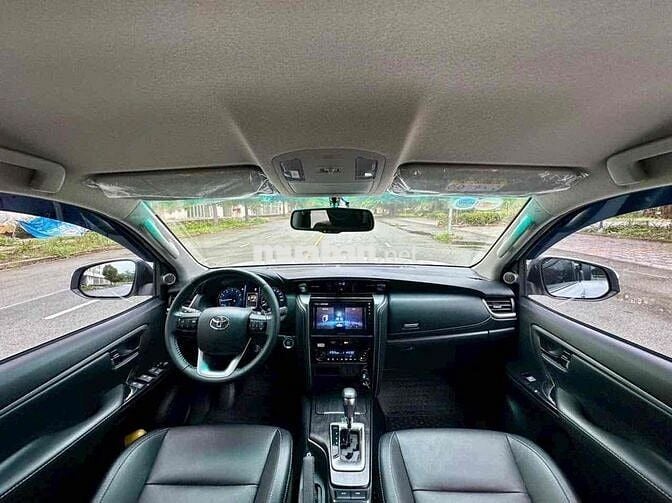 Toyota Fortuner máy xăng 2.7 AT 4x2 2024 - 6000 km
