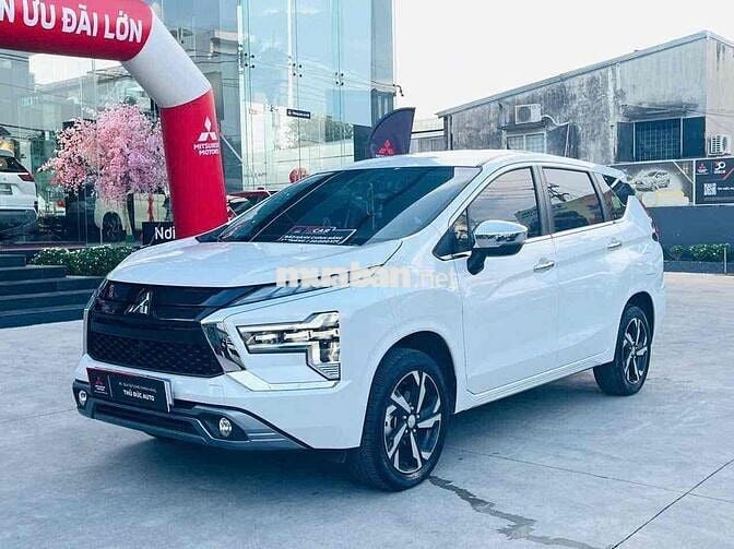 Mitsubishi Xpander 2023 AT Premium - 31000 km