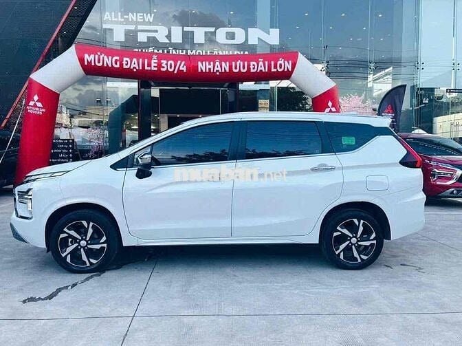 Mitsubishi Xpander 2023 AT Premium - 31000 km