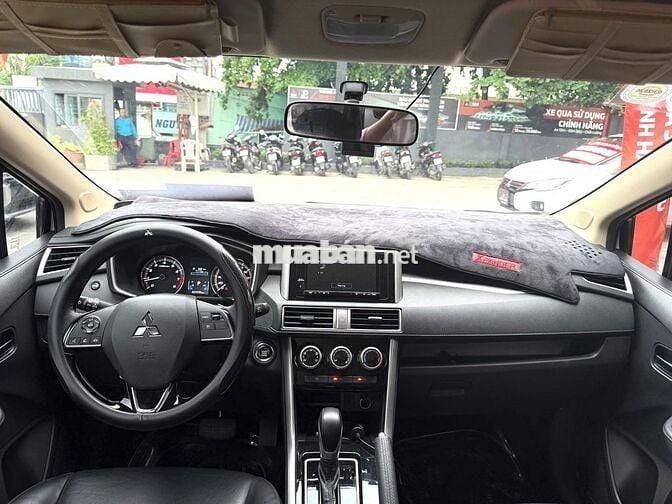 Mitsubishi Xpander AT 2021 Trắng - Odo 21.400 km