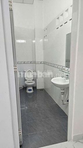 Cho Thuê Mặt Bằng Gò Vấp Đối Diện Cityland - 4.5x12m, 2 Phòng Ngủ