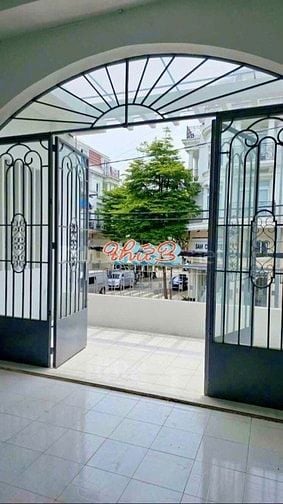 Cho Thuê Mặt Bằng Gò Vấp Đối Diện Cityland - 4.5x12m, 2 Phòng Ngủ