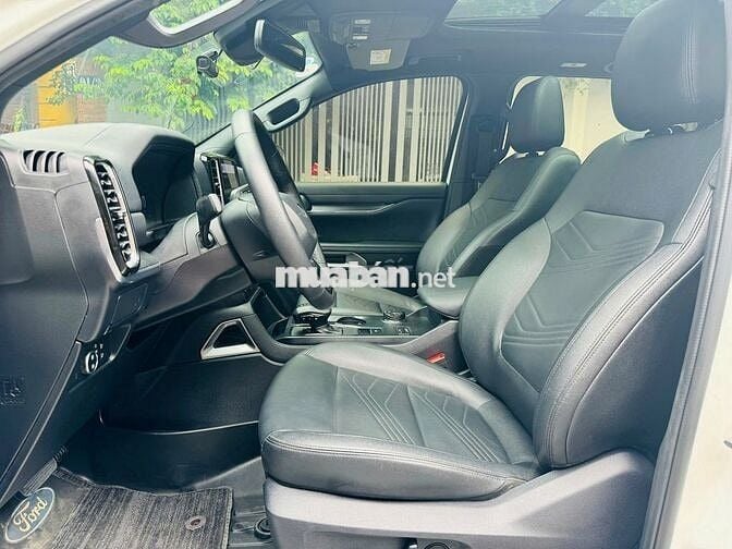 Ford Everest 2023 4X4  siêu đẹp giá còn fix