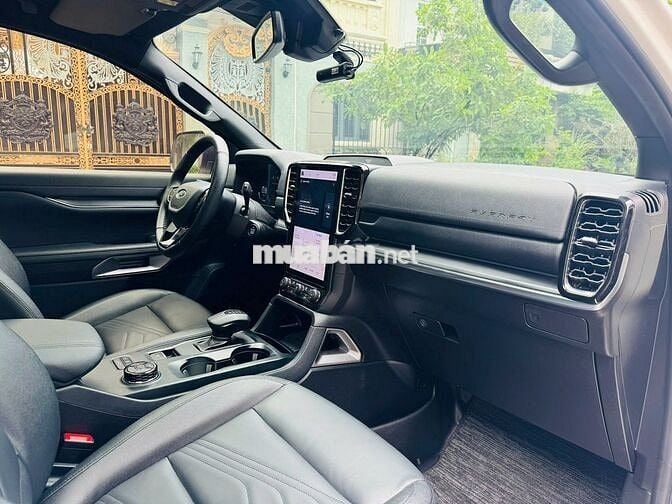 Ford Everest 2023 4X4  siêu đẹp giá còn fix