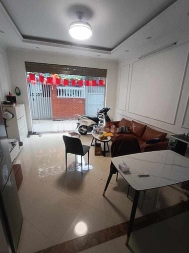 BÁN NHÀ ĐẸP CHỈ VÀI BƯỚC CHÂN ĐẾN VINCOM TÂY MỖ 