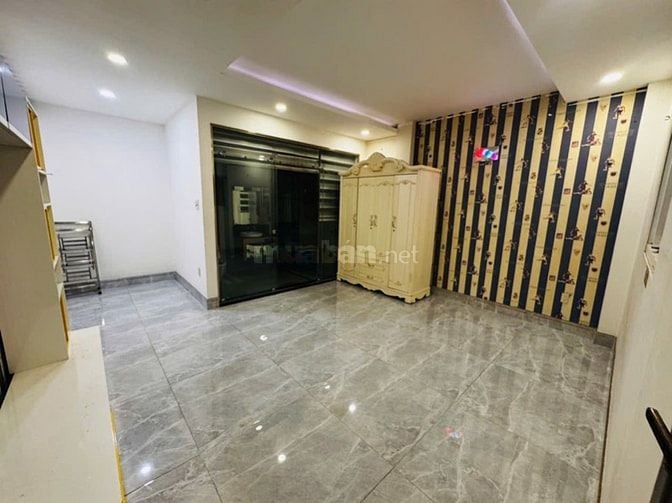 Cho Thuê Nhà Mặt Tiền Khu Tên Lửa, 14 triệu
