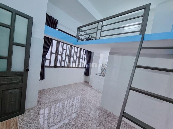 Phòng mới ngay Hoàng Diệu 2, 20m có gác đẹp, vị trí rất thuận tiện