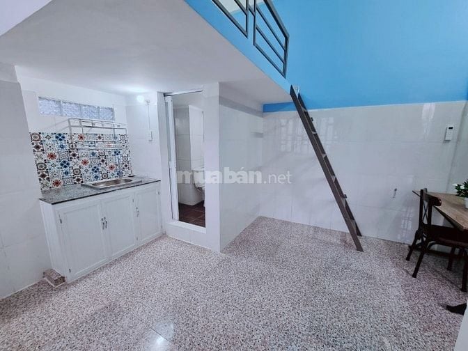 Phòng mới ngay Hoàng Diệu 2, 20m có gác đẹp, vị trí rất thuận tiện