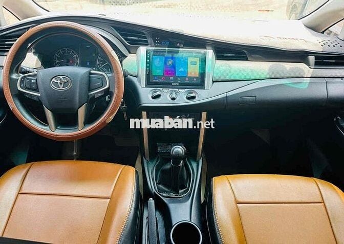 Toyota Innova 2018 2.0 E Gia Đình Cực Zin