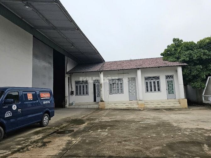 Cho thuê kho xưởng mặt tiền Trần Đại Nghĩa , Bình Tân, DT : 2.700m2