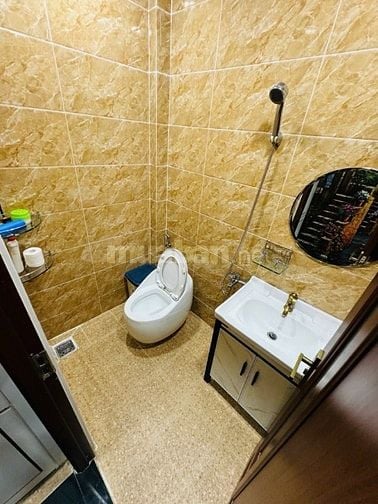 HẺM NHỰA XE TẢI – SÁT MẶT TIỀN LÊ VĂN SỸ, Q3 – 5 TẦNG – 63m2 - 18.8 tỷ