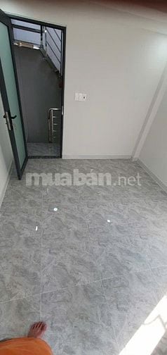 Bán Nhà Hẻm 3m: Bùi Thế Mỹ P.10 Q.Tân Bình - dt:18m2 trệt 2 lầu ST