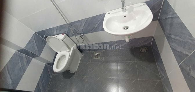 Bán Nhà Hẻm 3m: Bùi Thế Mỹ P.10 Q.Tân Bình - dt:18m2 trệt 2 lầu ST